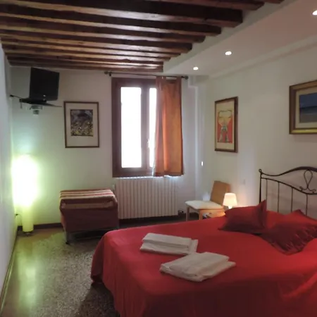 Apartman San Bortolomio Near Suso Ice-cream Velence