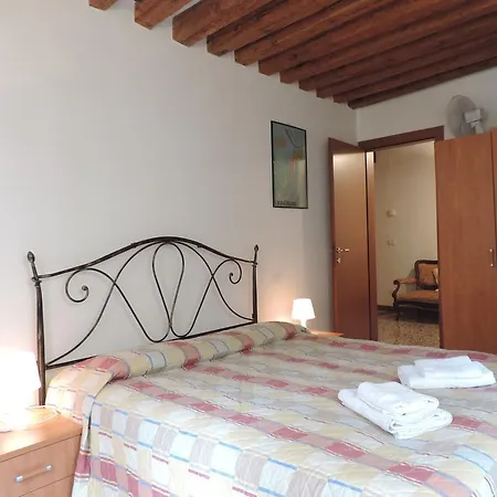 Apartman San Bortolomio Near Suso Ice-cream Velence