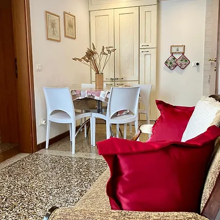 San Bortolomio Near Suso Ice-cream