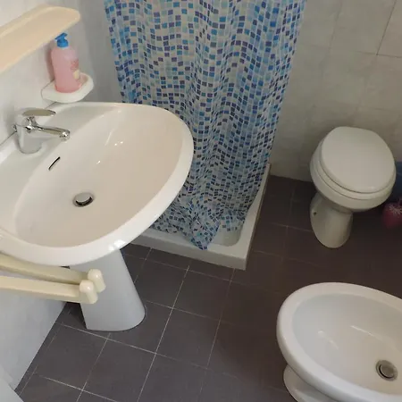 شقة San Bortolomio Near Suso Ice-cream