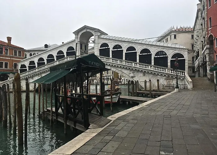 San Bortolomio Near Suso Ice-cream Appartement *