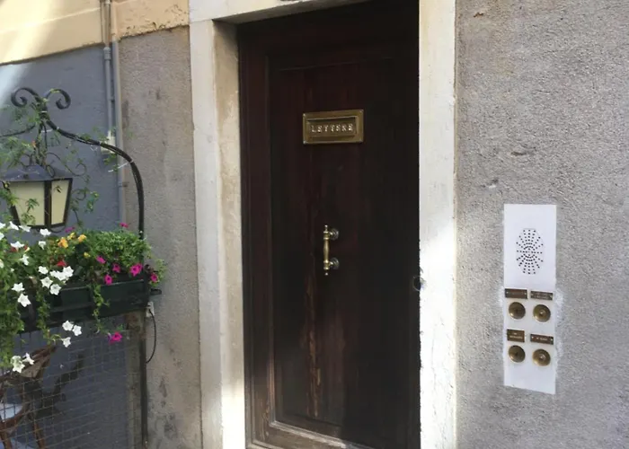 San Bortolomio Near Suso Ice-cream Appartement