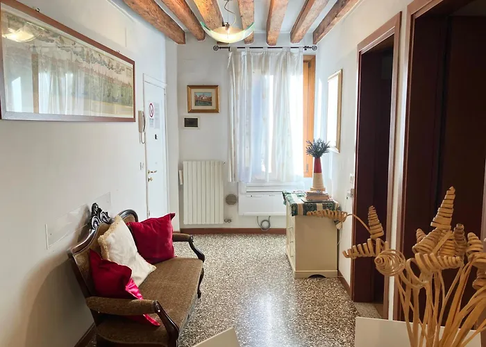 Appartement San Bortolomio Near Suso Ice-cream *